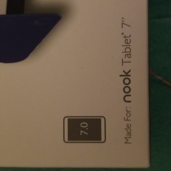 Nook Tablet 7" Cover with Tab - Picture 3 of 7